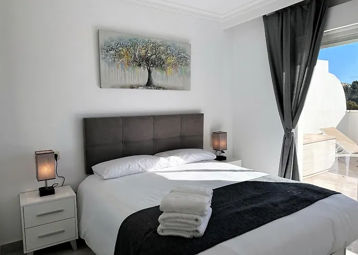 Serinamar Dama De Noche Marbella