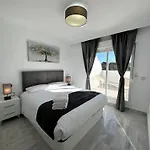 Serinamar Dama De Noche Apartmán Marbella
